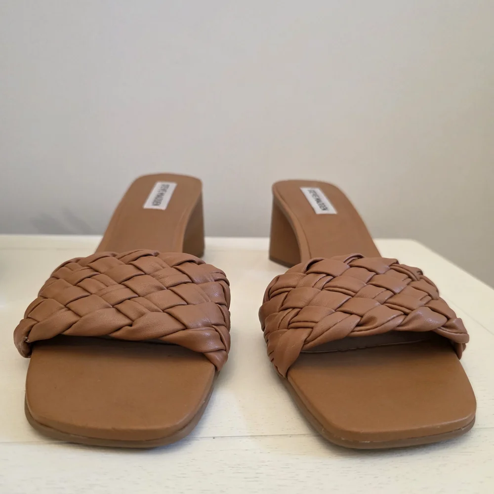 Steve Madden Tan Woven Slide On Heels - Picture 3 of 8